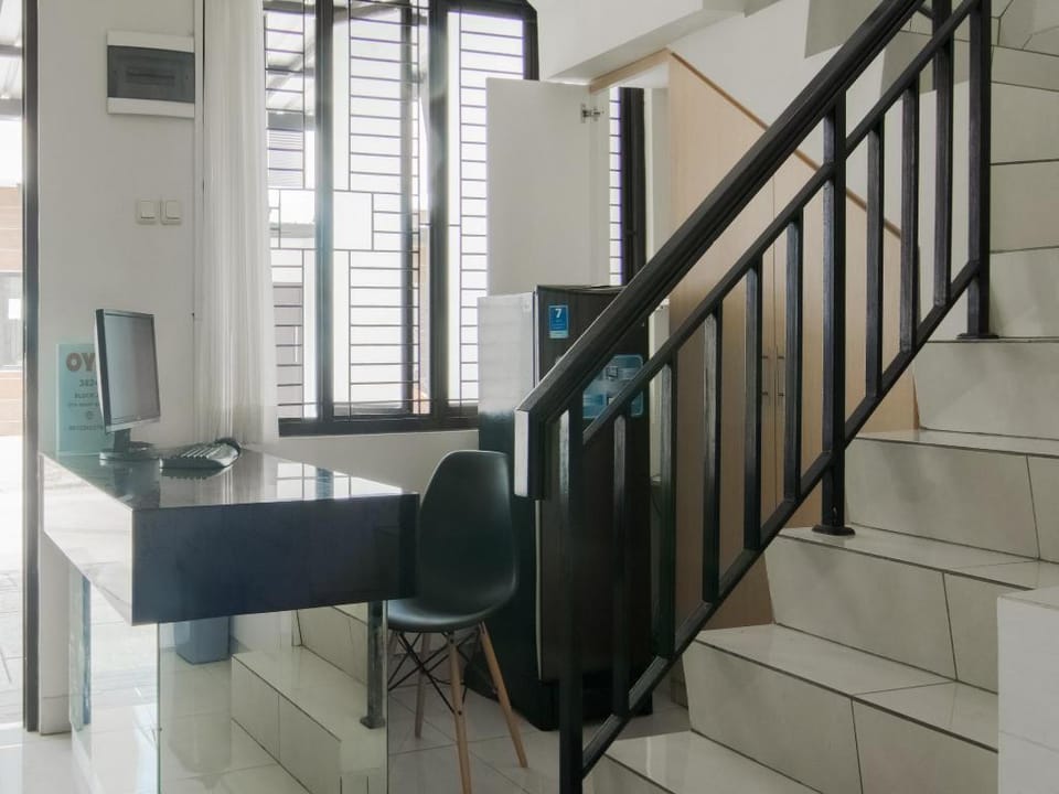 OYO 3824 Columbus Residence J1 Hotel in West Java