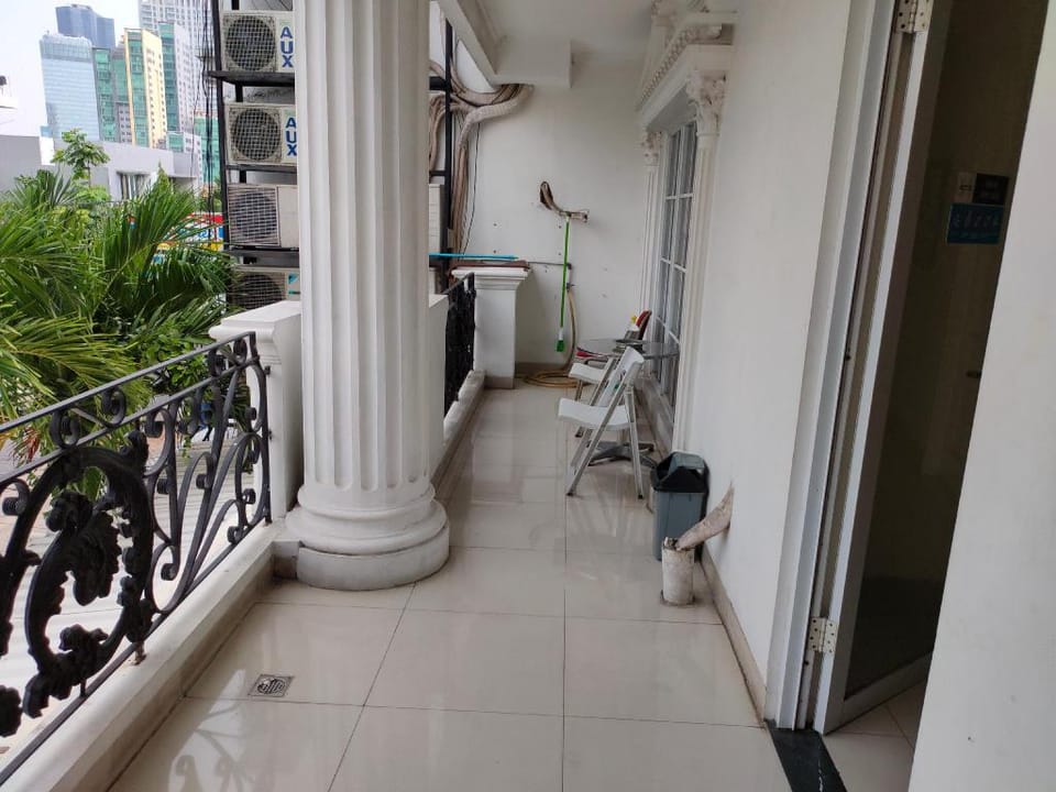 Hotel O Guntur 40 Residence Hotel in South Jakarta City