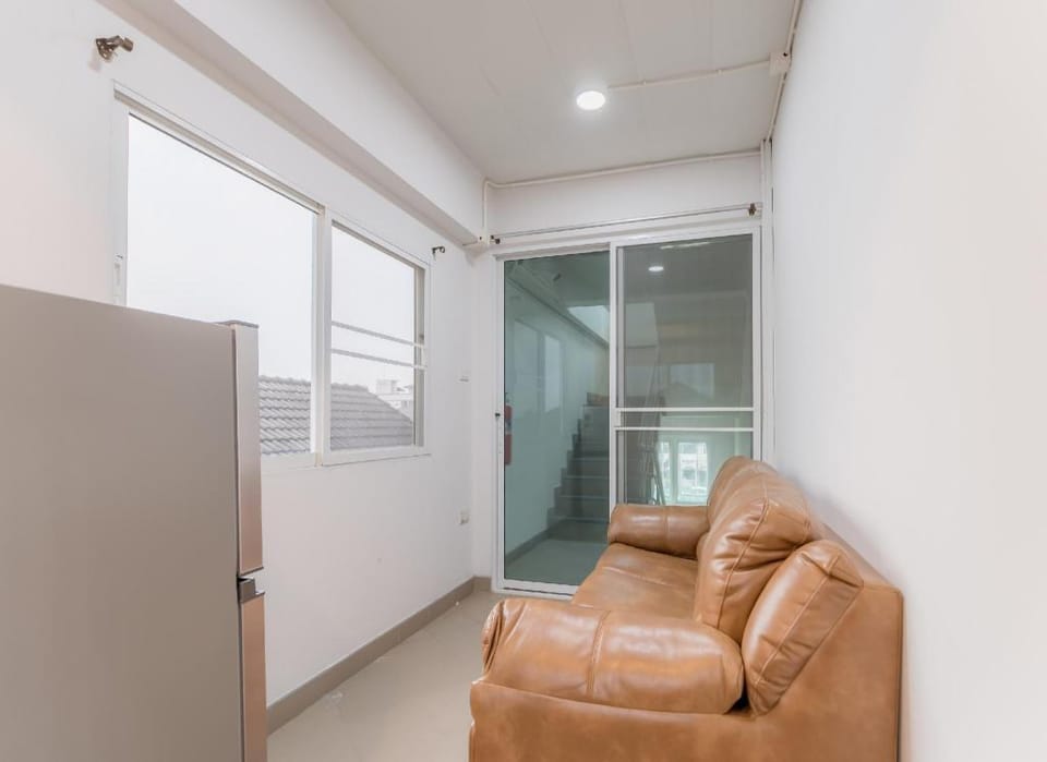 MiddleWay House Vacation rental in Bangkok