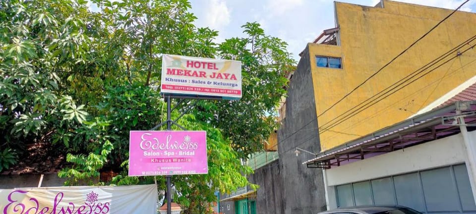 Hotel Keluarga Mekar Jaya Syariah Near UNS Solo Hotel in Indonesia