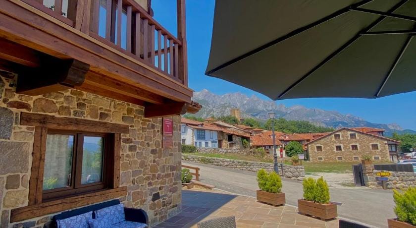 Apartamentos la Ventana de Mogrovejo Apartment in Cantabria