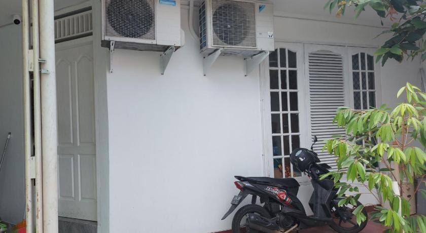 Eiffel Residence Tarakan - Female Only Apartment in Jakarta