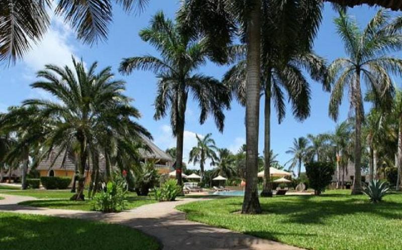 Sunset Villa Diani Hotel in Kenya