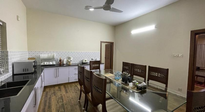 Alpha Guest House Bed and Breakfast in Islamabad