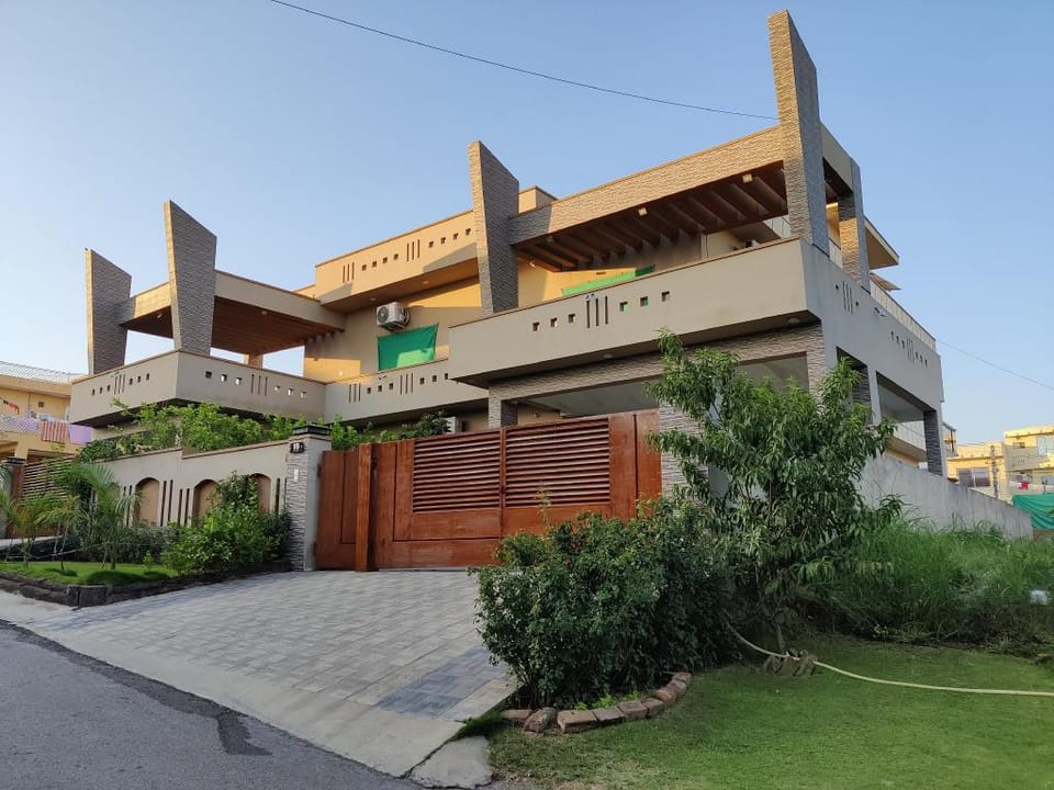Alpha Guest House Bed and Breakfast in Islamabad