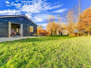 Charming vacation home with terrace Vacation rental in South Holland (province)
