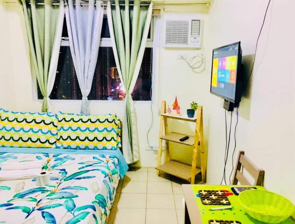 Center City View @ Urban Deca Apartment in Mandaluyong