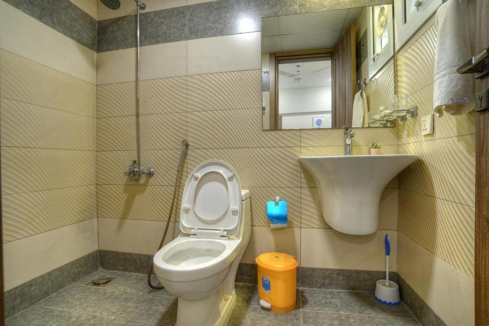 Zaha Home - Bright,modern,3br family-friendly apt Apartment in Karachi