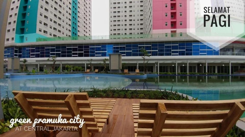 Romance Studio Unit, Apartemen Green Pramuka City Apartment in Jakarta