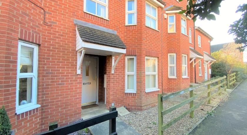 Johnson Townhouse Apartment in Wellingborough