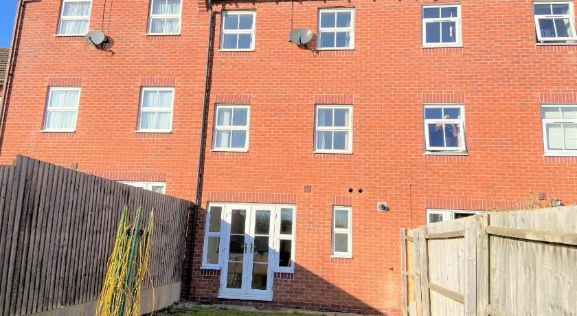 Johnson Townhouse Apartment in Wellingborough