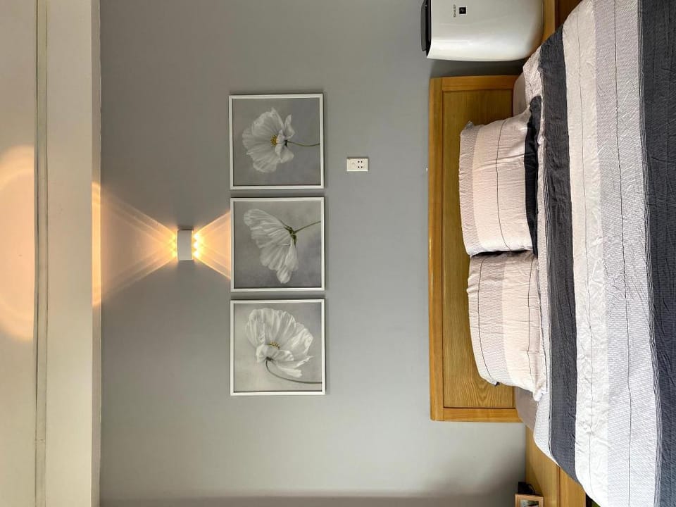 Căn hộ đầy đủ nội thất, 90m2, 2 phòng ngủ Apartment in Ho Chi Minh City
