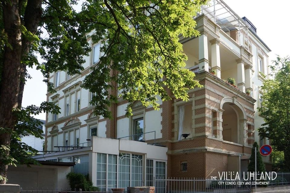 Villa Uhland - City Condo, cozy and convenient Apartment in Wiesbaden