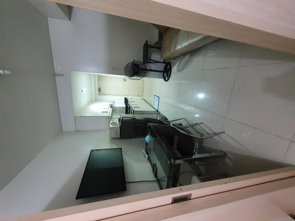 Sea Residences Condo with Balcony Facing Amenities Apartment in Pasay