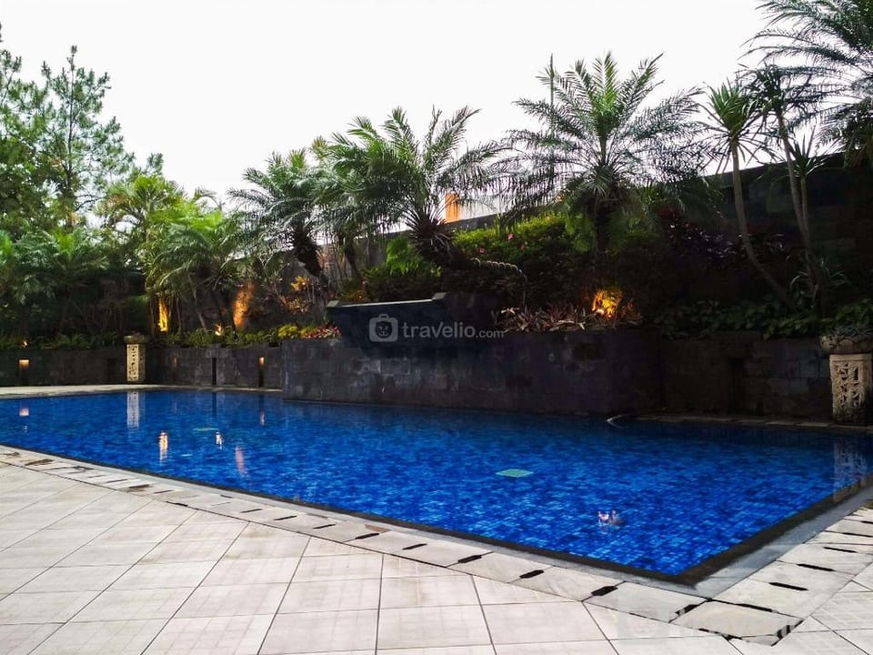Homey 2BR Majesty Apartment By Travelio Apartment in Bandung