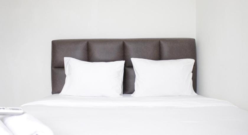 Homey 2BR Majesty Apartment By Travelio Apartment in Bandung
