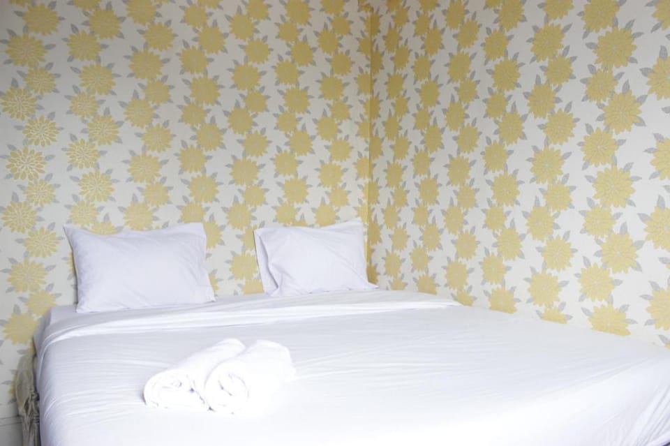 Minimalist 2BR Gateway Ahmad Yani By Travelio Apartment in Bandung