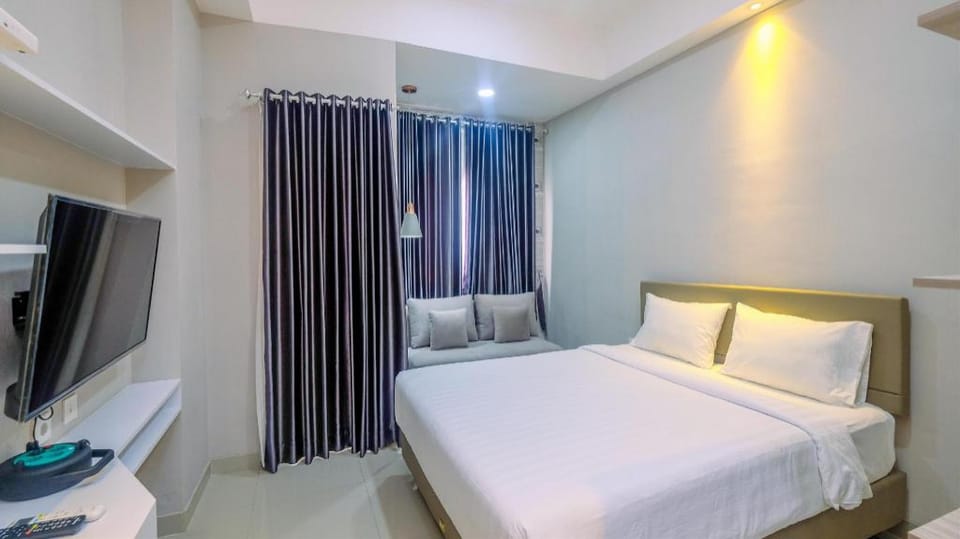 Homey and Warm Studio Oasis Cikarang By Travelio Apartment in West Java