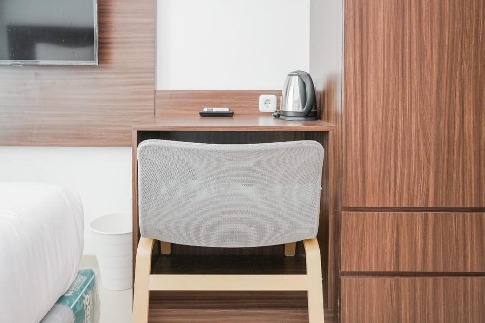 Modern Studio at Tree Park Cikokol By Travelio Apartment in West Java