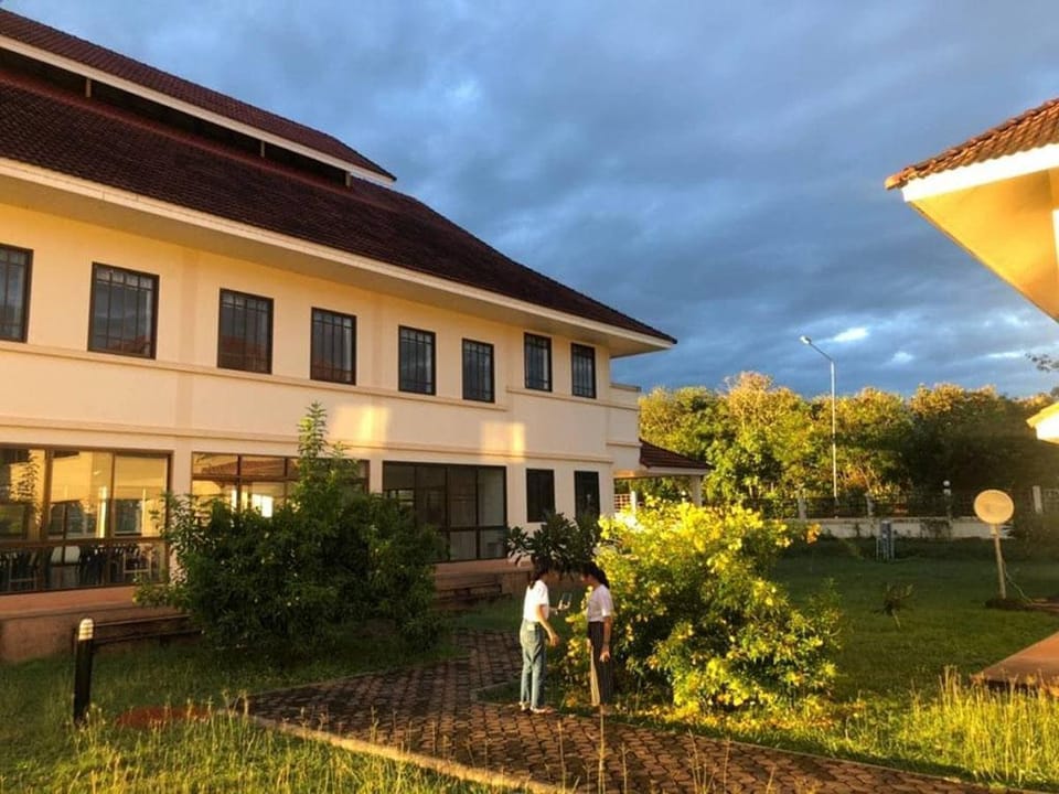 New Blessing Home Apartment in Laos