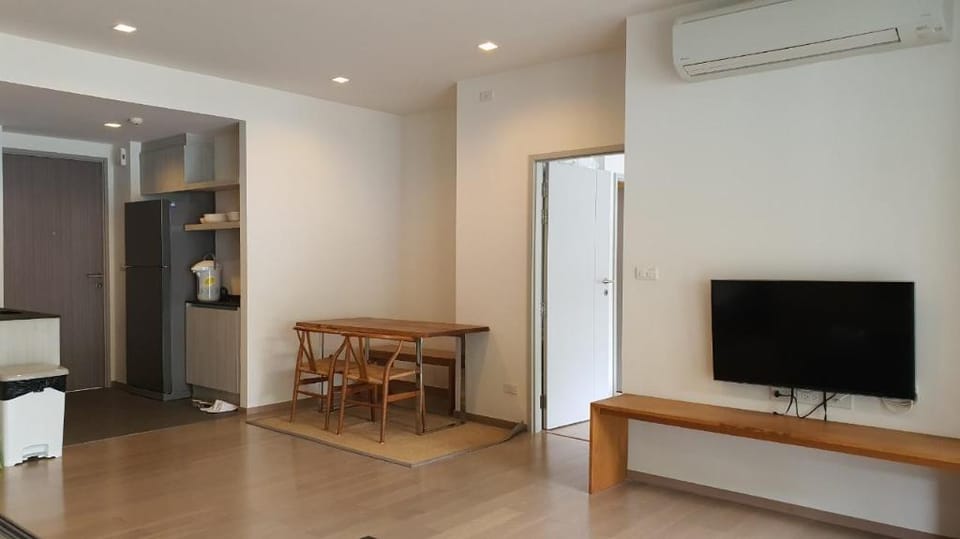 Pool view 23 Degree Khaoyai 2 bedroom Apartment in Laos
