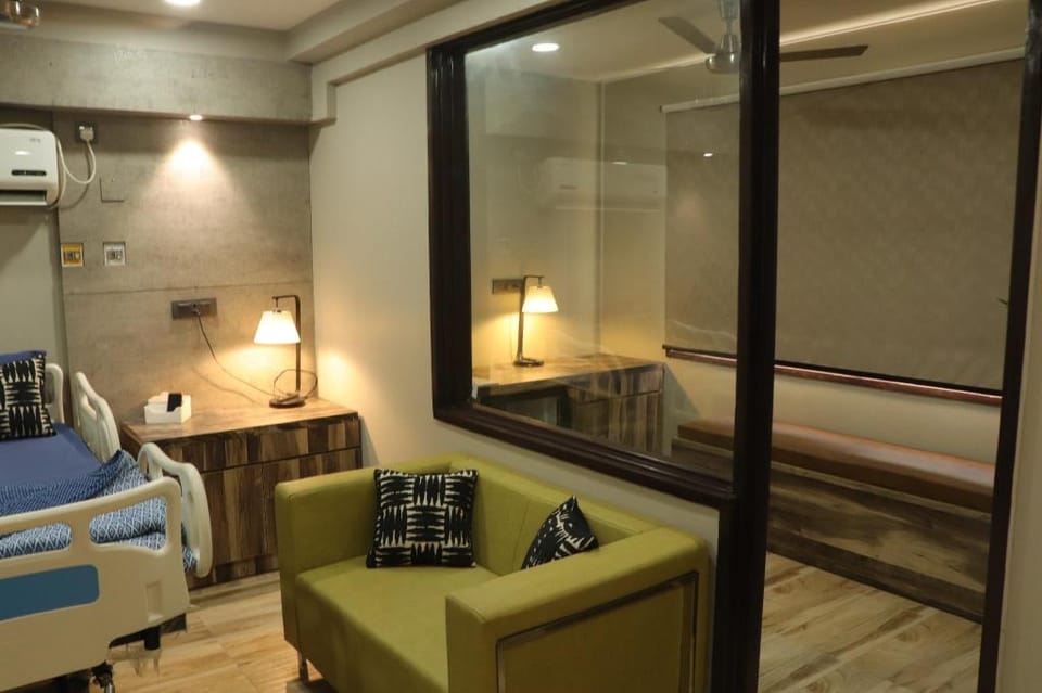 Meraki MediStays/Nusing Home/OldAge Home/PrePostOp Apartment in Delhi
