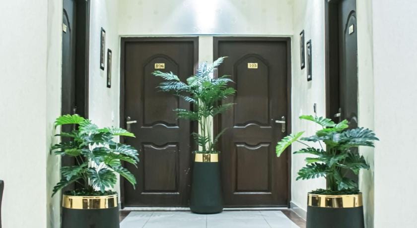 LOKAL Rooms x Shahrah-e-Faisal (PECHS) Hotel in Karachi