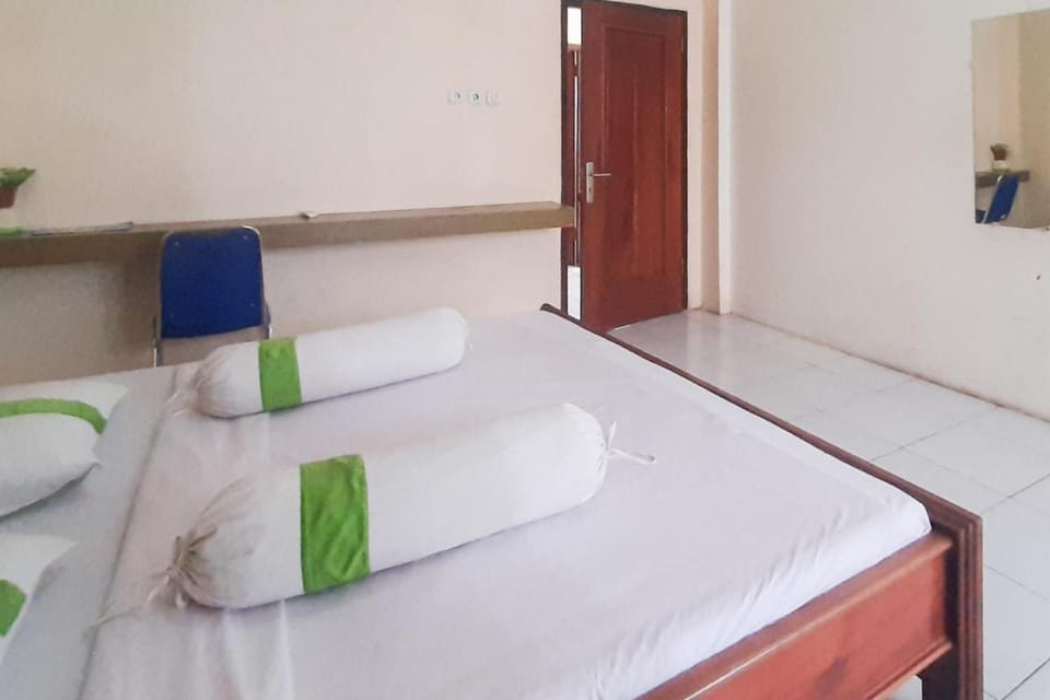 RedDoorz Syariah At Penginapan Sederhana Palembang Hotel in Indonesia
