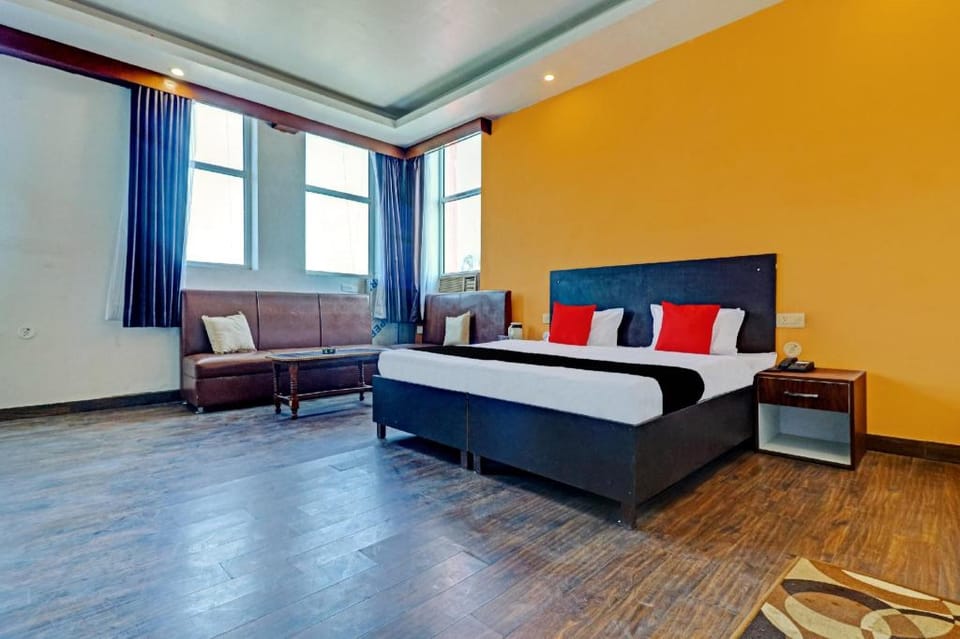 Capital O Kanha Resort Hotel in Uttar Pradesh