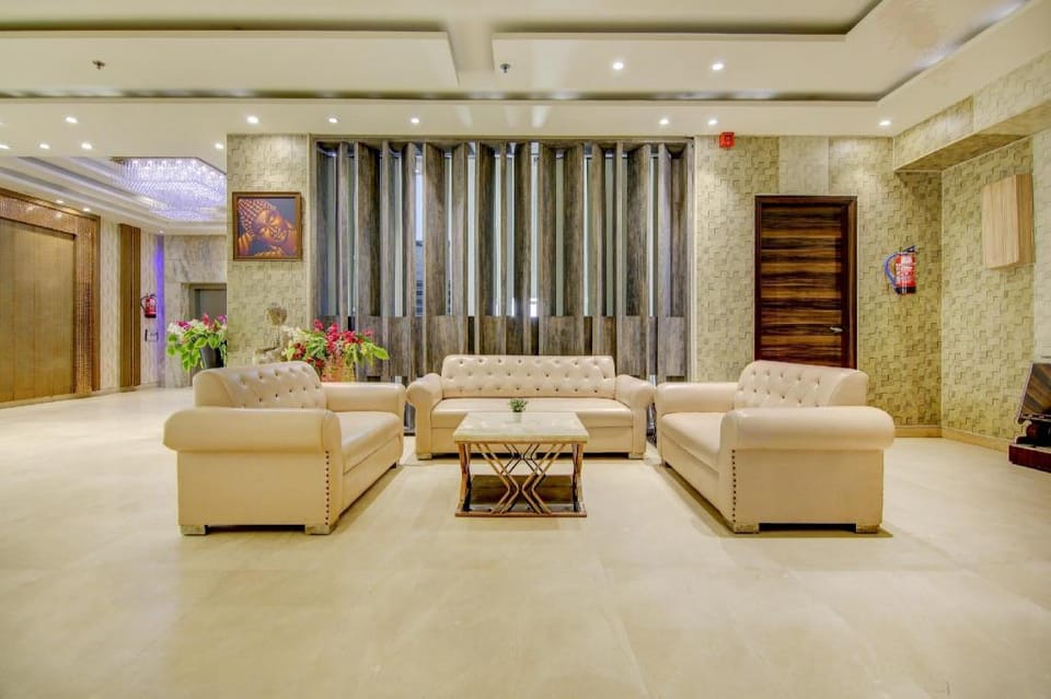 Super Townhouse OAK Hotel C Pearls Hotel in Delhi