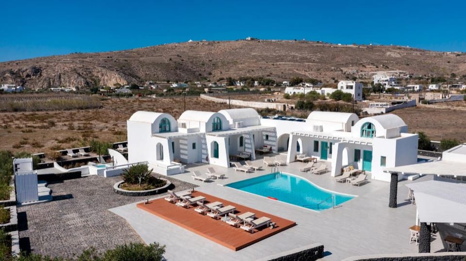 Santa Irina Luxury Sunny Lofts Hotel in Santorini