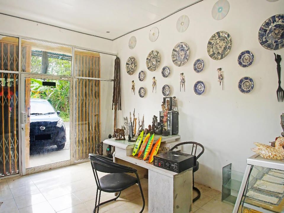 Hotel O Fidel Caestro Homestay Hotel in Indonesia