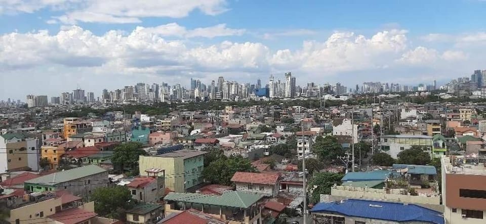 ENTIRE CONDOMINIUM NEAR PASAY CITY TERMINAL 3 Apartment in Pasay