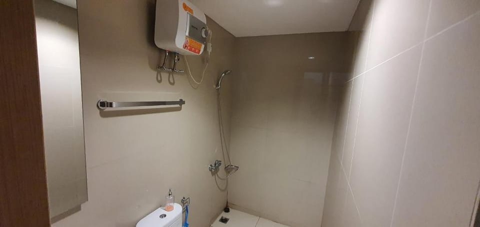 TreeParkCity 2 Bedroom Superior by WinsHome Apartment in West Java
