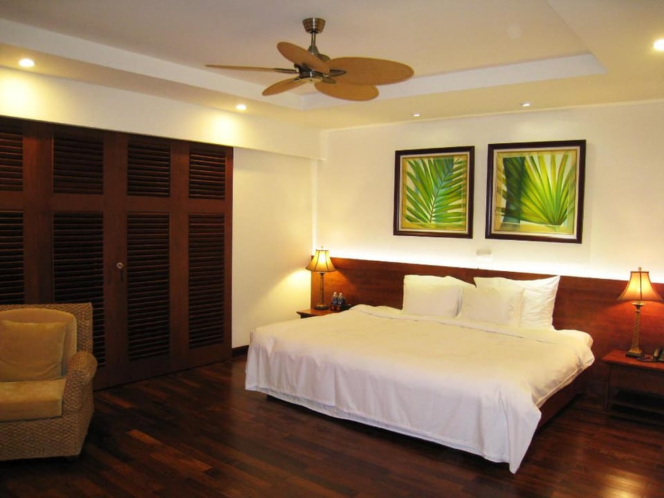 Romatic Villa - 4BR,  5*Villas Danang Villa in Da Nang