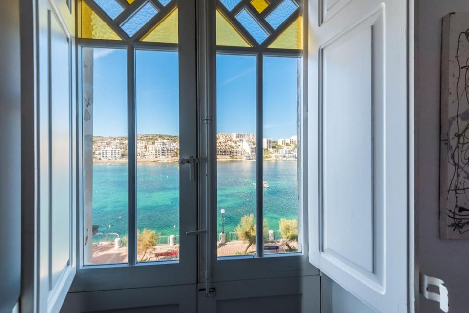 GetawaysMalta_Blue Harbour Seafront Apartment 2 Apartment in Saint Paul's Bay