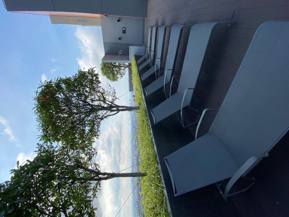 Pattaya Posh คอนโดหรูวิวทะเล Apartment in Pattaya City