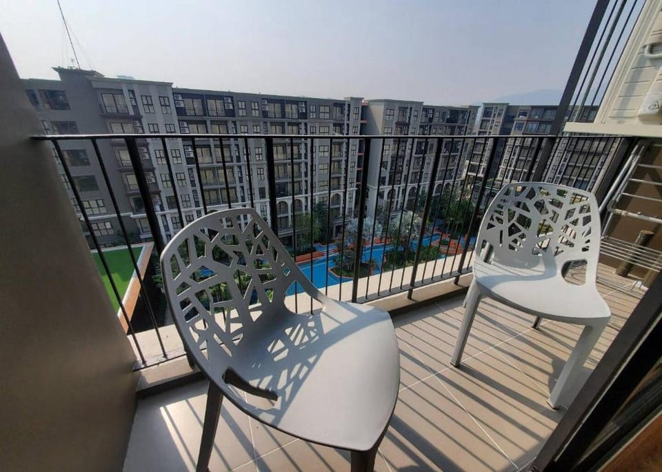 Sea & Pool View La Habana Huahin 34 Sqm High Floor Apartment in Nong Kae