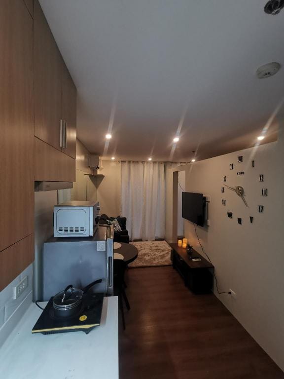 Homey 1BR unit near St. Luke's Hospital (QC) Apartment in Quezon City