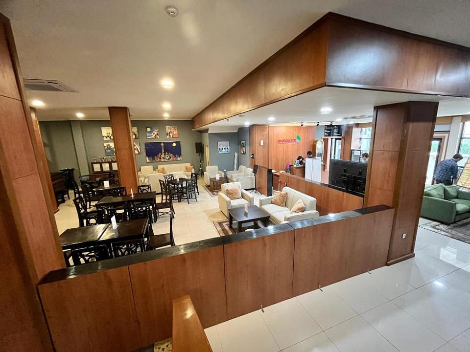 DENZ Premiere Mahakam Hotel in South Jakarta City