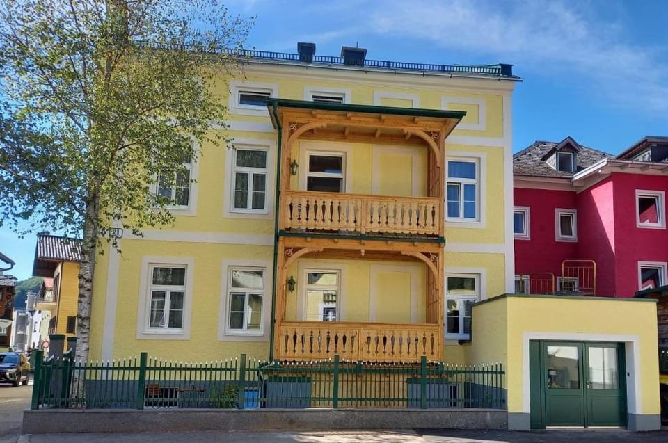 romantic central apartment, 2 br & balcony Apartment in Salzburgerland