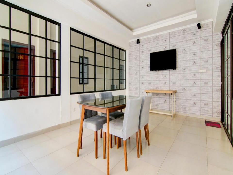 90233 The Shine Residence Hotel in West Sumatra, Indonesia