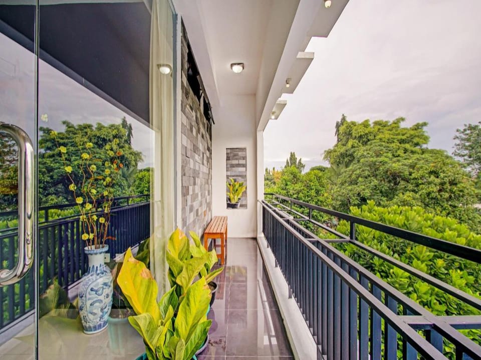 OYO 90248 D'em Homestay Family Hotel in East Java
