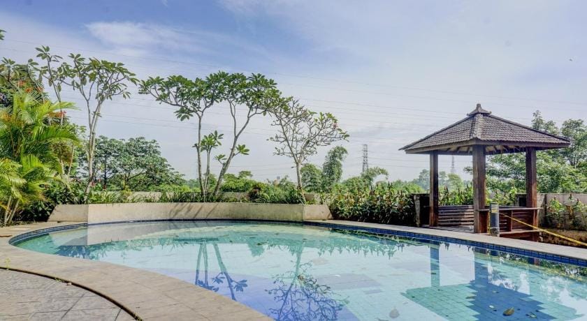 Hotel O Apartemen Bogor Valley Hotel in West Java