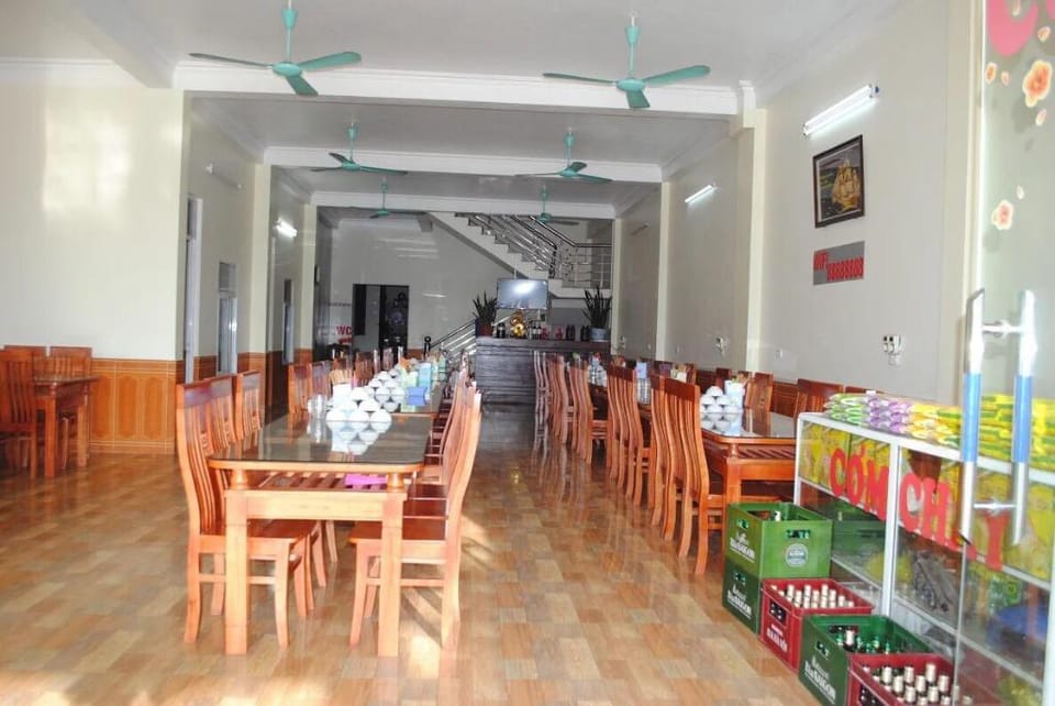 Hotel thi hoà bái đính Apartment in Laos
