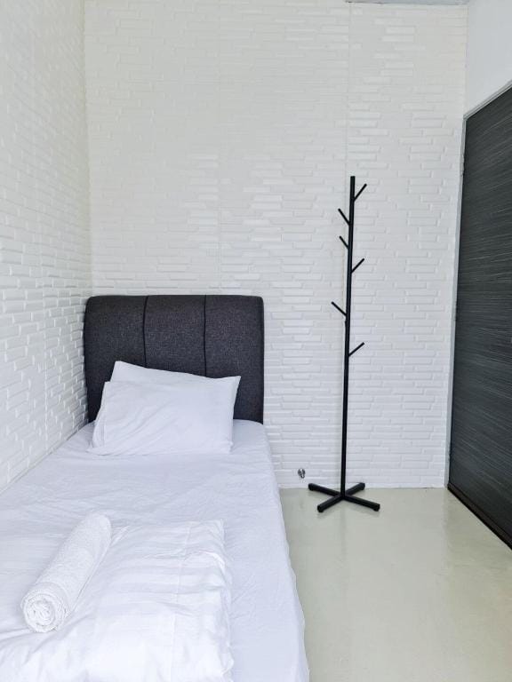 Cozy Lunas House near to Kulim Hi Tech Park & BKE Vacation rental in Penang
