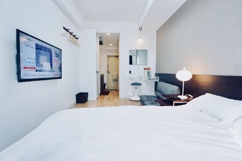 hostel758/1C.名古屋车站商业圈/免费停车WiFi/可洗衣做饭/独立卫厨/3人可能/大床房 Apartment in Nagoya