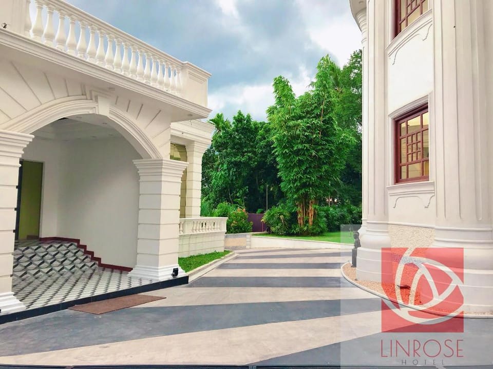 Linrose Hotel Villa in Western Province