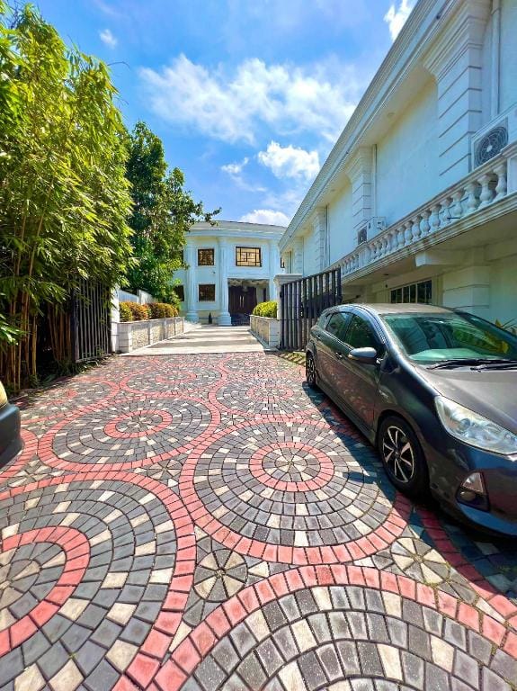 Linrose Hotel Villa in Western Province