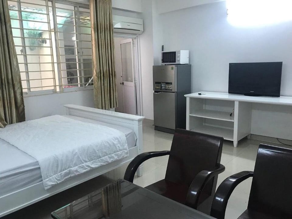 Serviced apartment on Nguyen Trai, dist. 1 $450/m Apartment in Ho Chi Minh City
